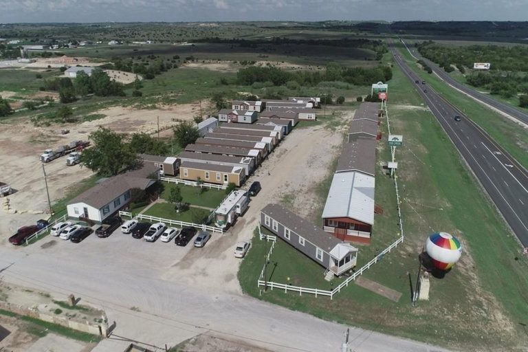 Oak Creek Homes Modular & Mobile Homes for Sale in Granbury TX